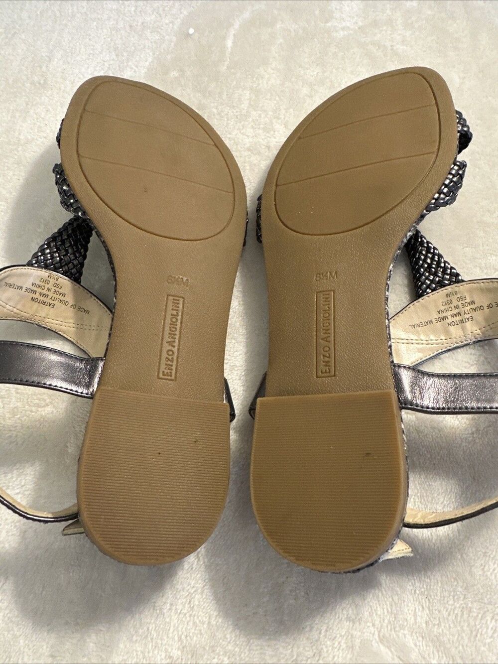 Enzo Angiolini Metallic Gray Leather Womens Strappy Sandal Size 8.5 Thong - Picture 9 of 10